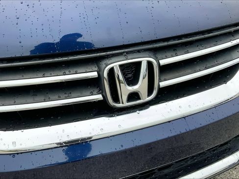 Used 2013 Honda Accord LX image 30