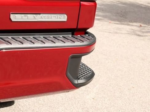 Used 2023 GMC Sierra 1500 Elevation image 18