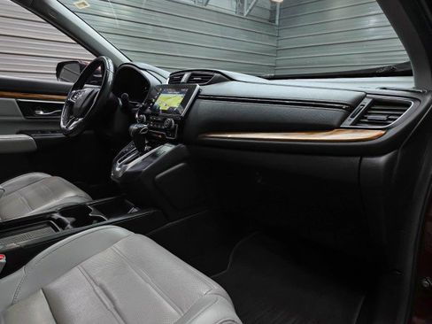 Used 2019 Honda CR-V Touring image 12