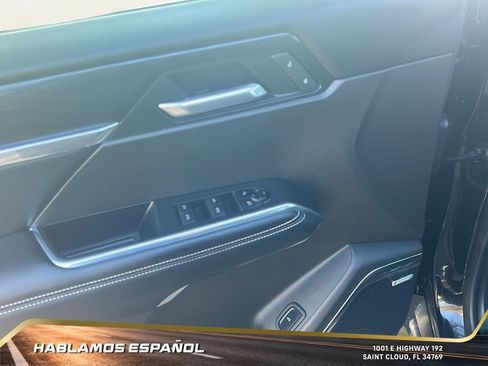 Certified 2025 GMC Acadia Elevation image 13