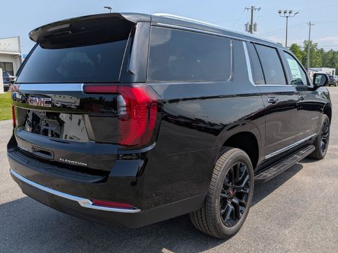 New 2026 GMC Yukon XL Elevation w/ Elevation Premium Package AWD/4WD image 7