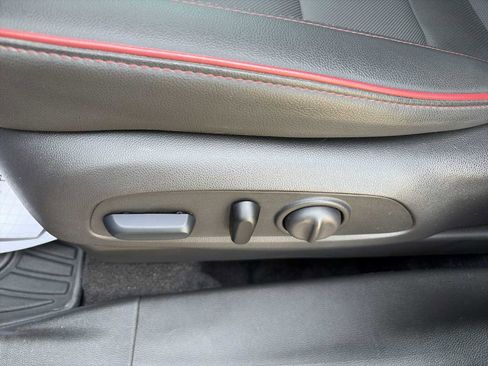 Used 2024 Chevrolet TrailBlazer RS w/ Driver Confidence Package image 14