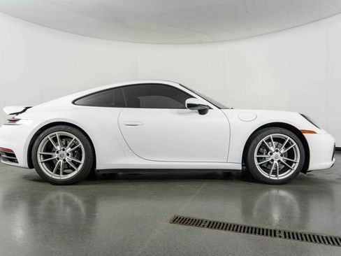 Used 2020 Porsche 911 Carrera image 9