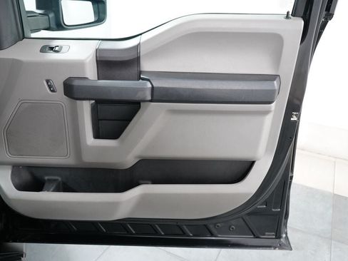 Used 2018 Ford F150 XL w/ Equipment Group 101A Mid AWD/4WD image 33