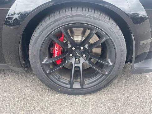 Used 2022 Dodge Challenger R/T Scat Pack RWD image 30