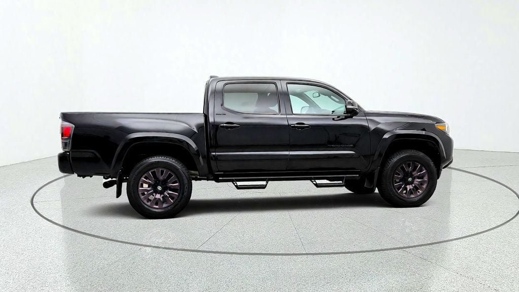Used 2021 Toyota Tacoma Limited w/ Nightshade Package AWD/4WD image 4