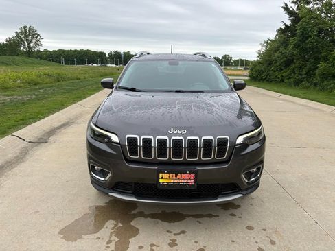 Used 2019 Jeep Cherokee Limited AWD/4WD image 12