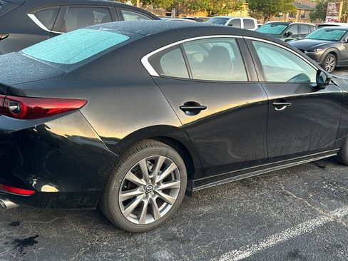 Used 2025 MAZDA MAZDA3 s FWD image 10