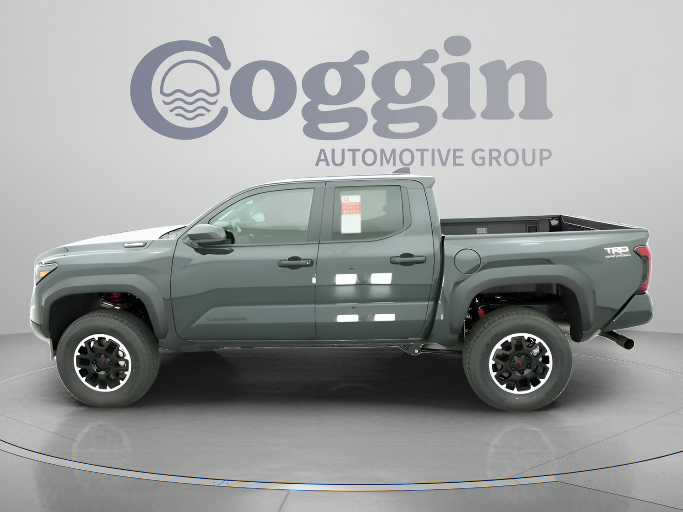 New 2025 Toyota Tacoma TRD Off-Road AWD/4WD image 6