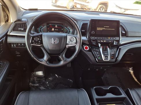 Used 2021 Honda Odyssey Elite image 12
