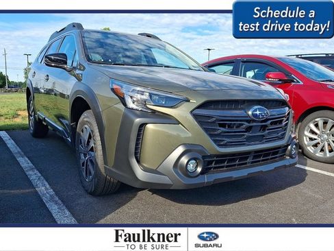 Certified 2025 Subaru Outback Premium AWD/4WD image 1