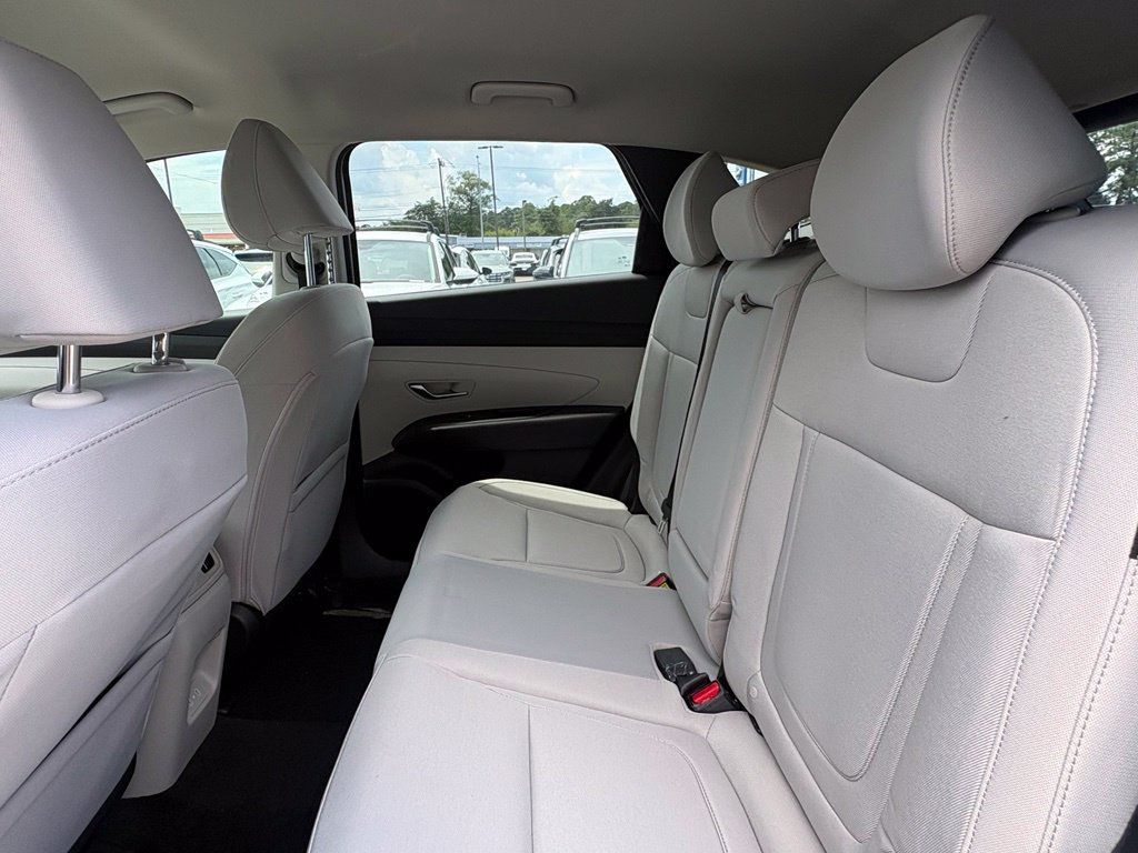 New 2026 Hyundai Tucson SEL FWD image 10