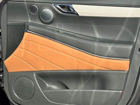 New 2026 Genesis GV80 2.5T Prestige image 14