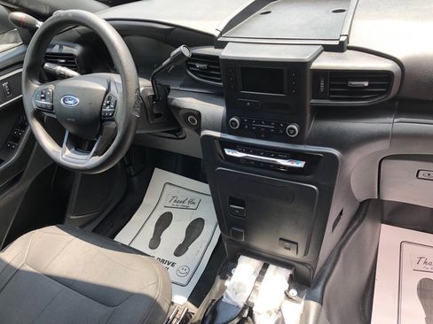 Used 2021 Ford Explorer 4WD Police Interceptor image 27
