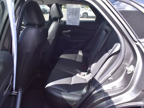 Used 2022 MAZDA CX-30 AWD 2.5 S w/ Preferred Package image 32