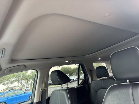 Certified 2025 Honda Pilot Elite image 24
