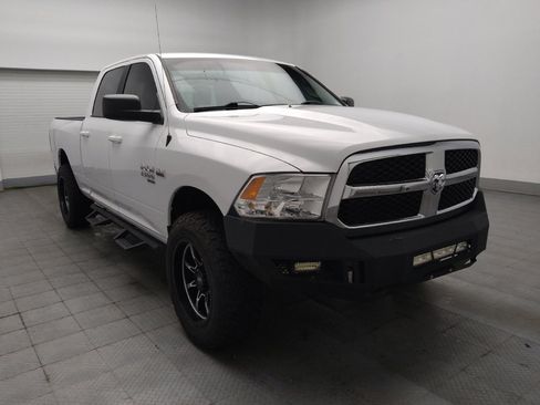 Used 2019 RAM 1500 Classic SLT AWD/4WD image 13