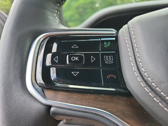 Used 2023 Jeep Grand Wagoneer L Series II AWD/4WD image 36