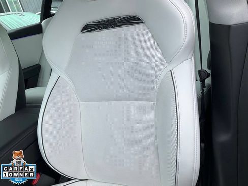Used 2024 Tesla Model 3 Performance AWD/4WD image 19