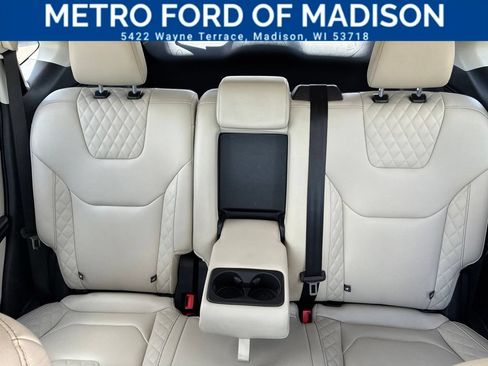 Used 2024 Ford Edge Titanium AWD/4WD image 34