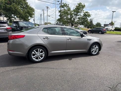 Used 2012 Kia Optima EX w/ Premium Pkg FWD image 26