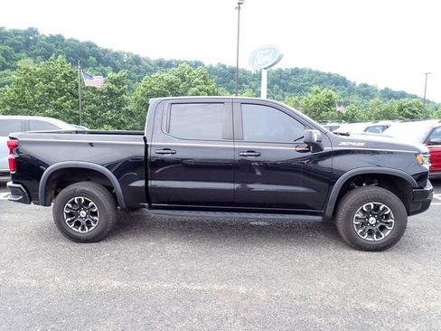 Used 2022 Chevrolet Silverado 1500 ZR2 AWD/4WD image 7