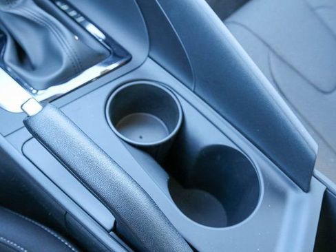 New 2026 Hyundai Elantra SE image 15