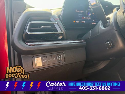 Used 2024 Chevrolet Traverse RS w/ LPO, Floor Liner Package AWD/4WD image 19