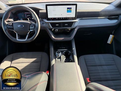 Used 2025 Ford Explorer ST-Line image 19