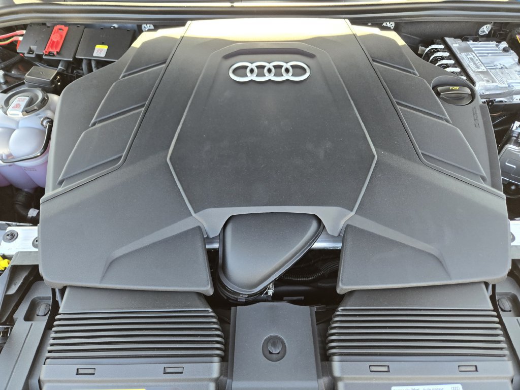 Used 2026 Audi Q7 3.0T Premium Plus AWD/4WD image 36