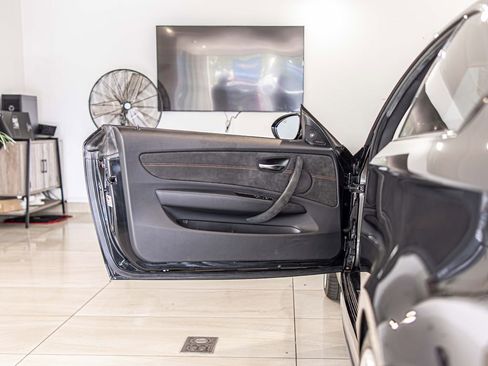 Used 2011 BMW 1 Series M RWD image 30