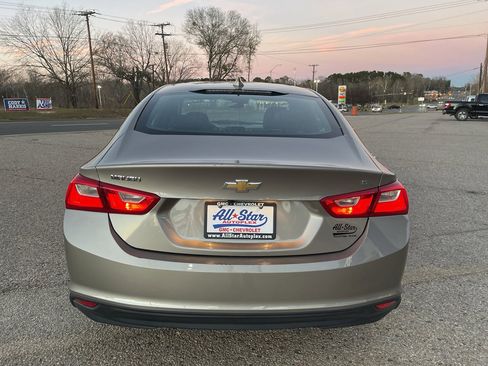 Used 2023 Chevrolet Malibu LT image 10