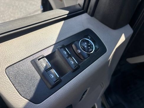 Used 2015 Ford F150 XL w/ Equipment Group 101A Mid AWD/4WD image 13
