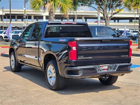 Used 2023 Chevrolet Silverado 1500 Custom image 5