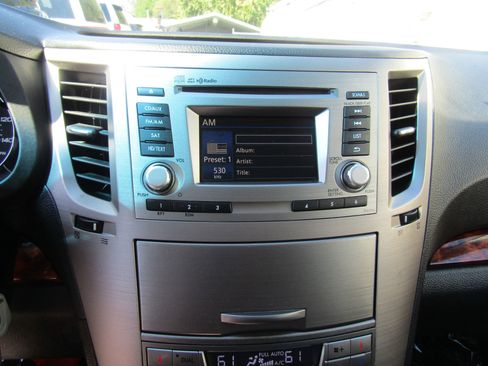 Used 2012 Subaru Outback 2.5i Limited image 20