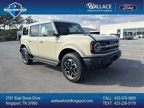 New 2025 Ford Bronco Outer Banks image 1
