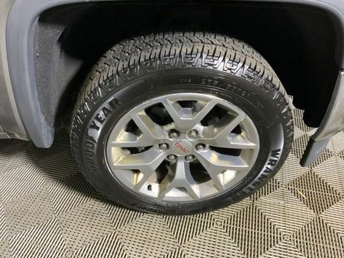 Used 2015 GMC Sierra 1500 SLT w/ SLT Preferred Package AWD/4WD image 27