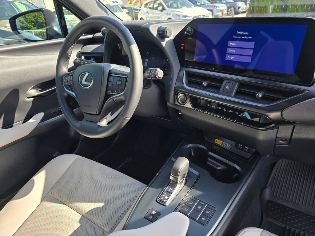 Used 2025 Lexus UX 300h AWD w/ Accessory Package (Z1) image 12