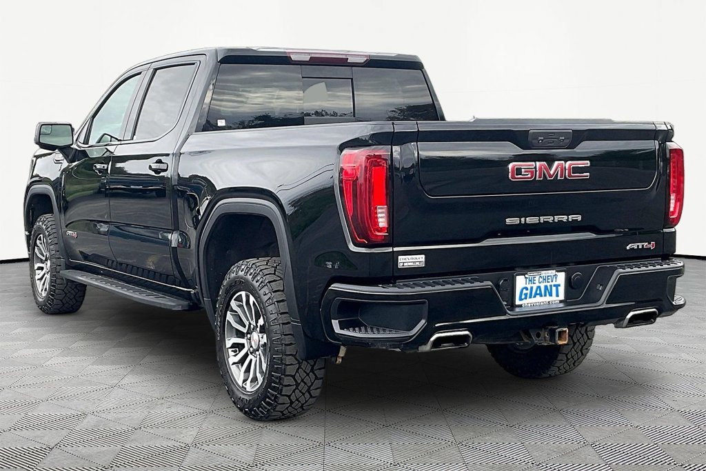 Used 2022 GMC Sierra 1500 AT4 w/ AT4 Preferred Package AWD/4WD image 4