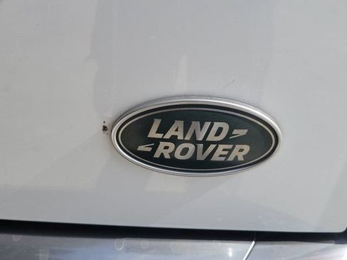 Used 2023 Land Rover Defender 130 First Edition AWD/4WD image 9