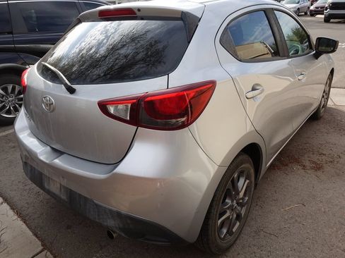 Used 2020 Toyota Yaris LE FWD image 3