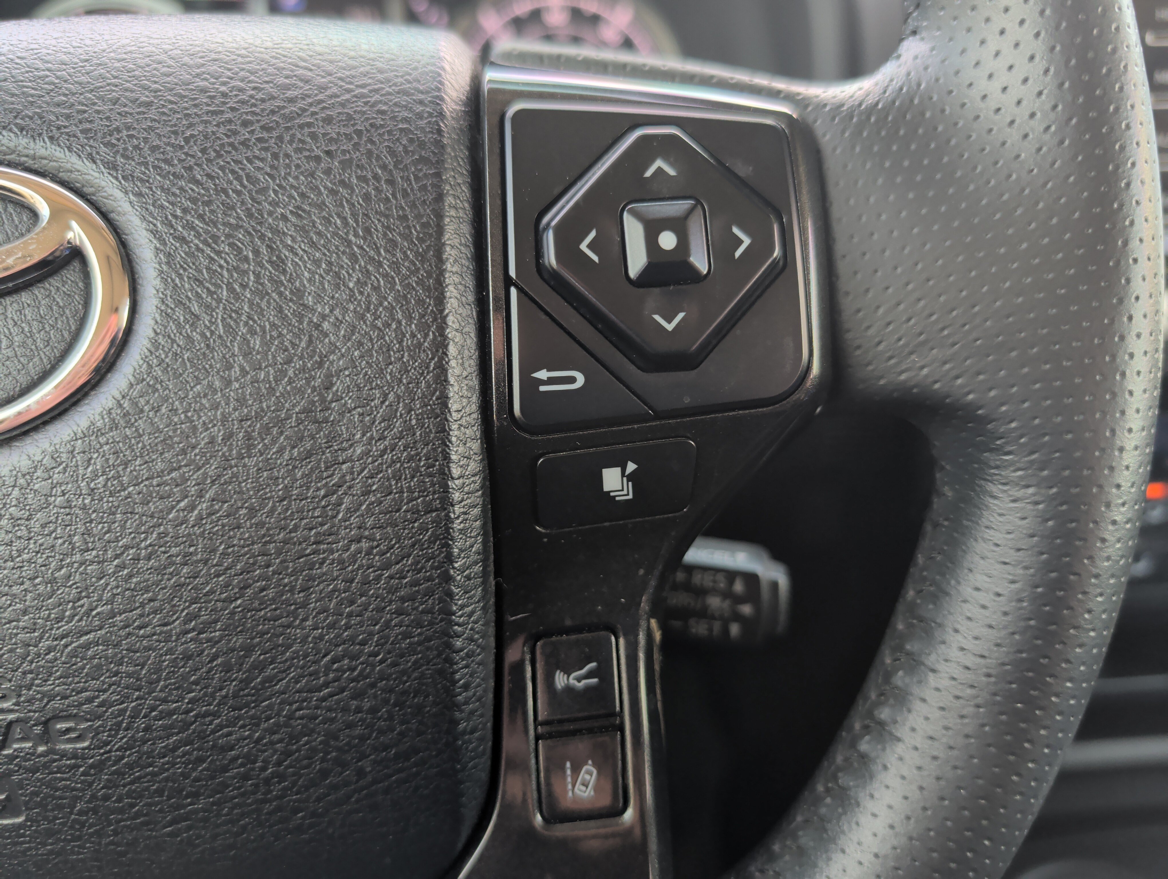 Used 2021 Toyota 4Runner TRD Pro AWD/4WD image 38