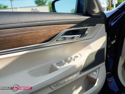 Used 2016 BMW 750i xDrive AWD/4WD image 15