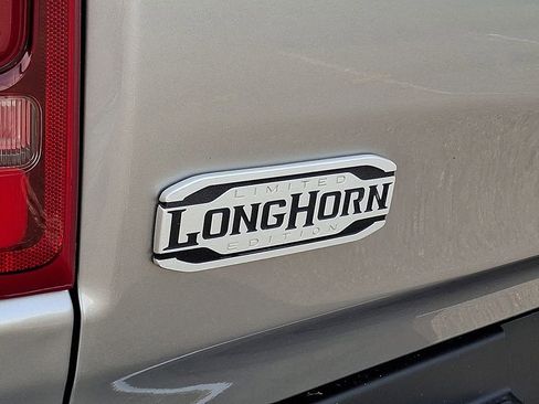 Used 2022 RAM 1500 Limited w/ Off Road Group AWD/4WD image 32
