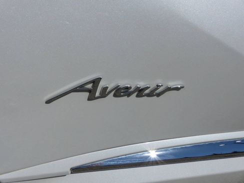 Used 2025 Buick Envision Avenir AWD/4WD image 16