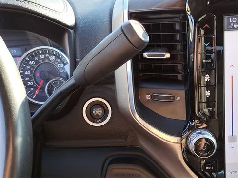 Used 2024 RAM 2500 Laramie image 30