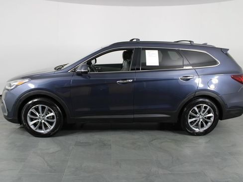 Used 2019 Hyundai Santa Fe XL SE w/ SE Premium Package 02 FWD image 12