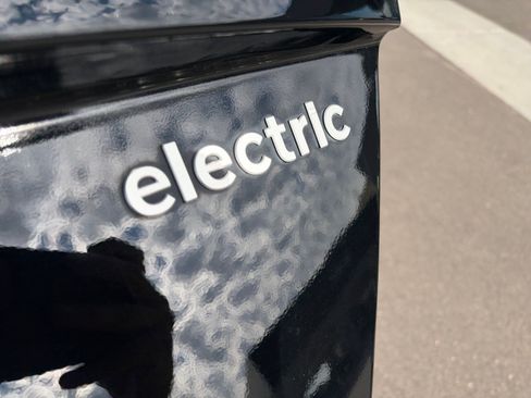 Certified 2024 Hyundai Kona SE FWD image 23