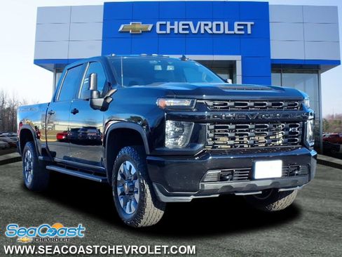 Used 2022 Chevrolet Silverado 2500 Custom w/ Custom Value Package image 1