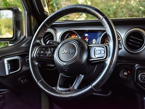 Used 2021 Jeep Wrangler Unlimited Sport image 14